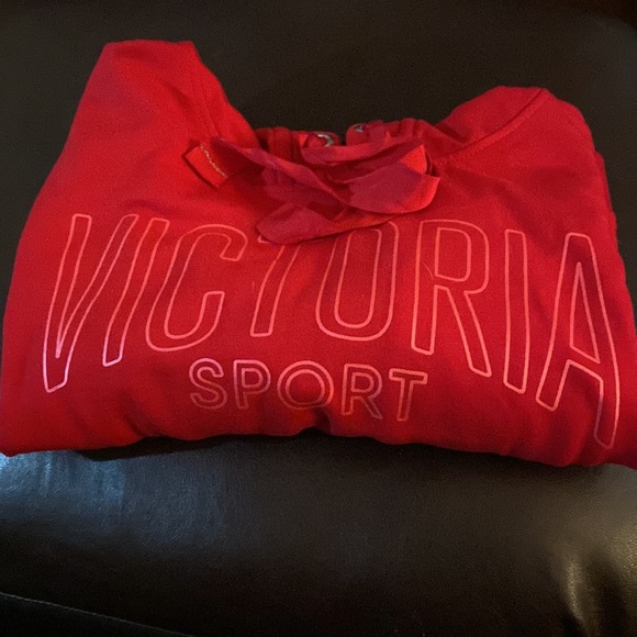 NWOT Victoria's Secret Sport Cropped Hoodie - Picture 2 of 12